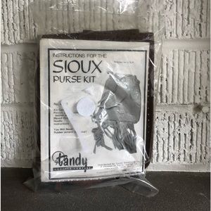 Vintage Tandy Sioux leather purse kit.  Unopened.